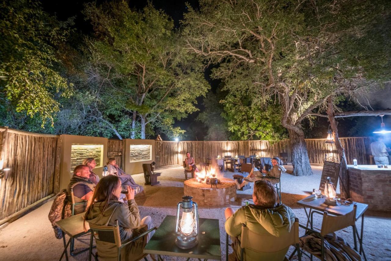 Umkumbe Bush Lodge - Luxury Tented Camp Резерват Саби Сенд Гейм Екстериор снимка