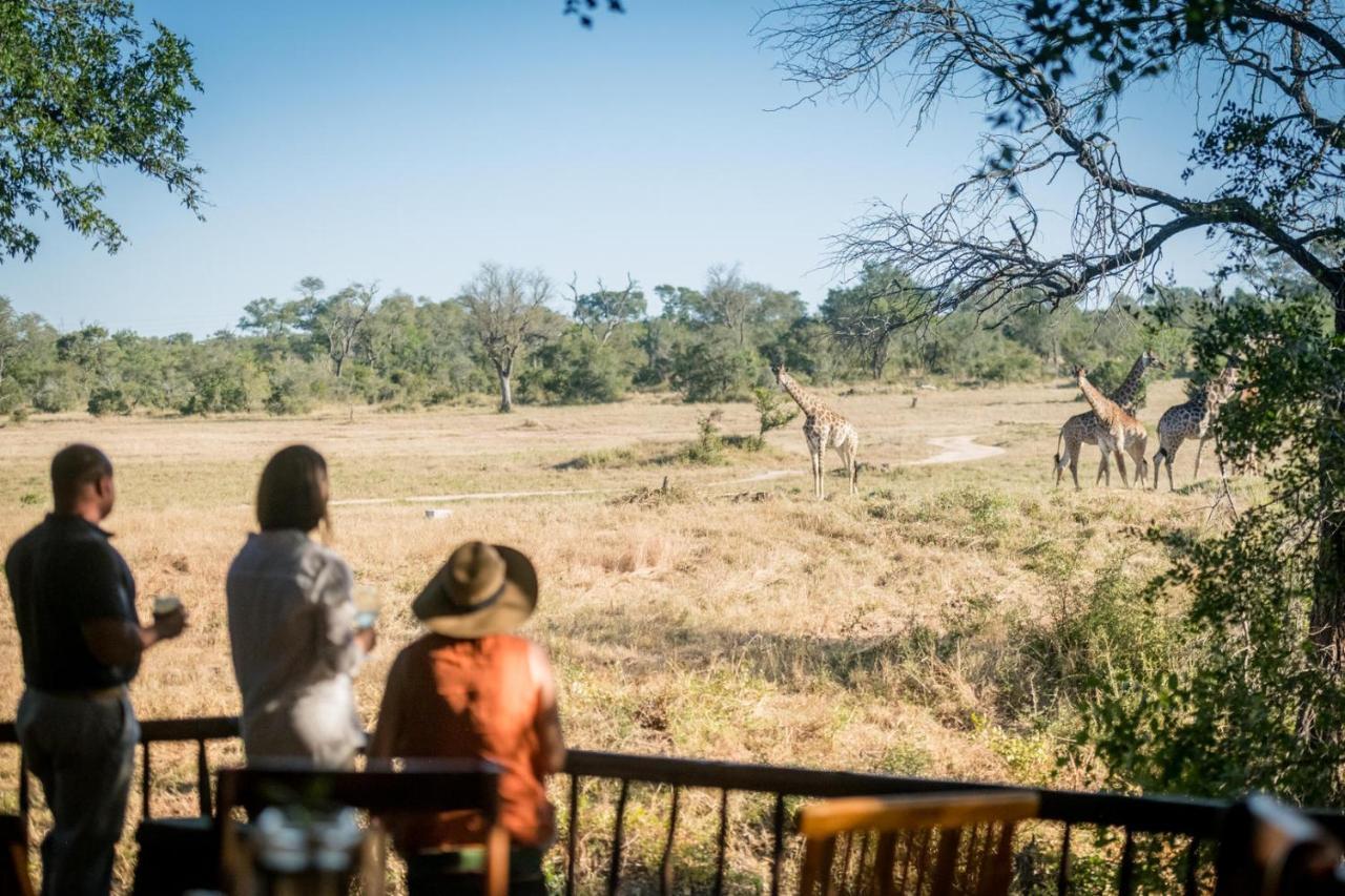 Umkumbe Bush Lodge - Luxury Tented Camp Резерват Саби Сенд Гейм Екстериор снимка