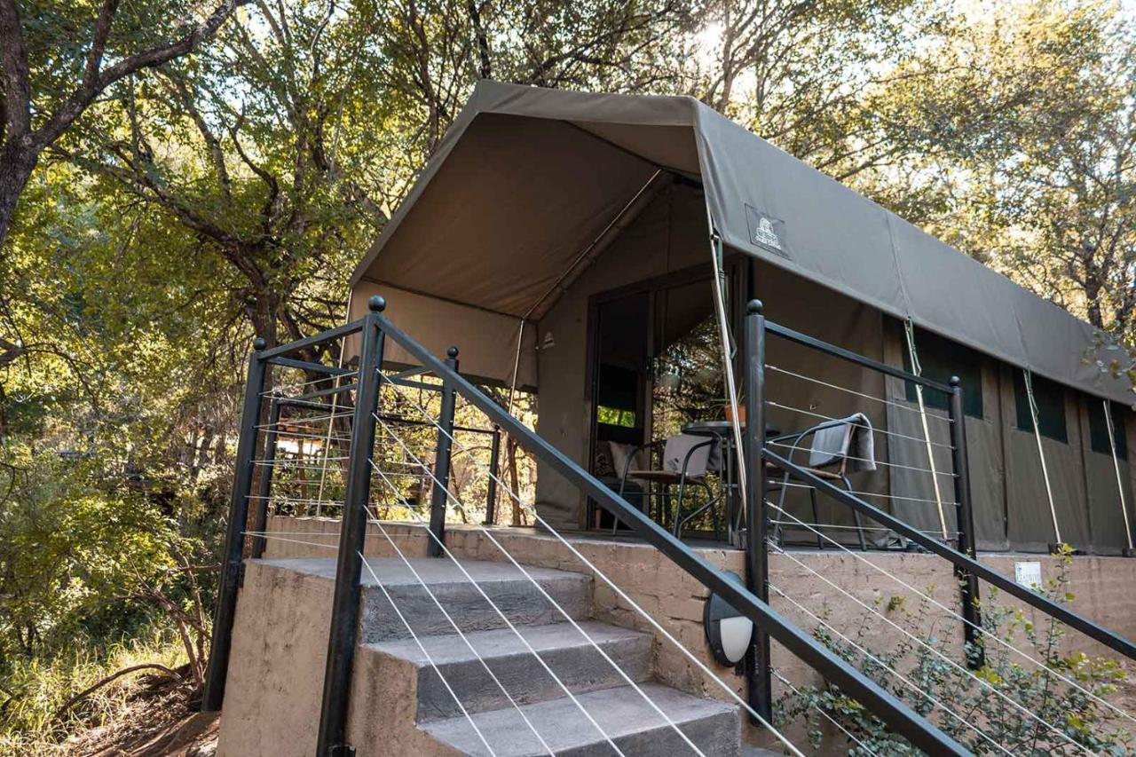 Umkumbe Bush Lodge - Luxury Tented Camp Резерват Саби Сенд Гейм Екстериор снимка