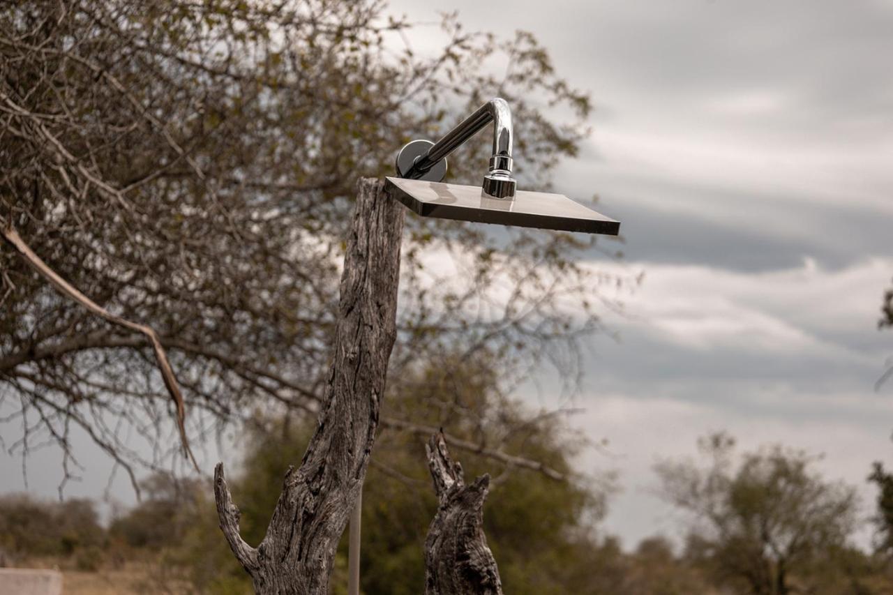 Umkumbe Bush Lodge - Luxury Tented Camp Резерват Саби Сенд Гейм Екстериор снимка